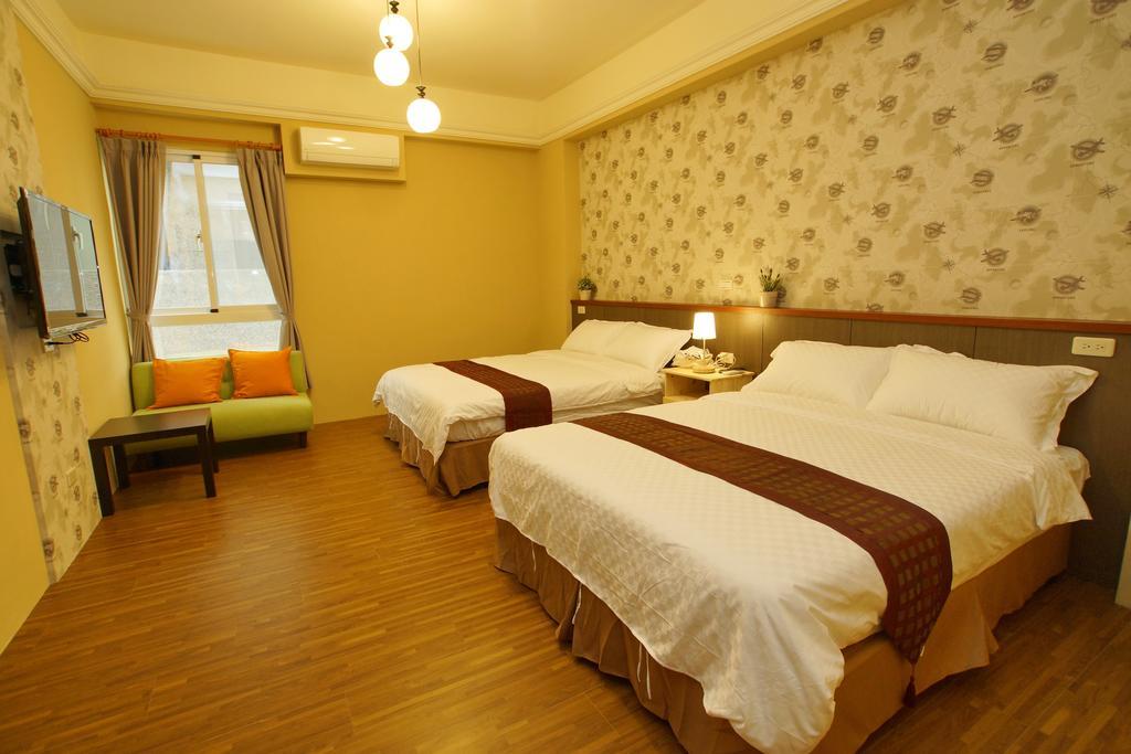 輕旅小站 Soft Travel Hostel Taitung Exterior photo