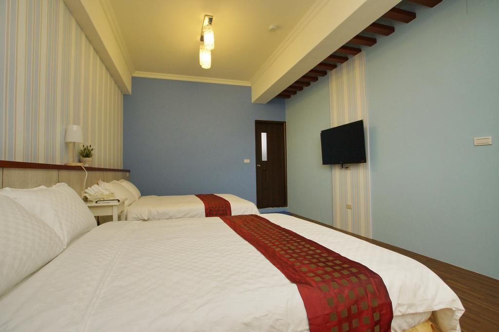 輕旅小站 Soft Travel Hostel Taitung Exterior photo