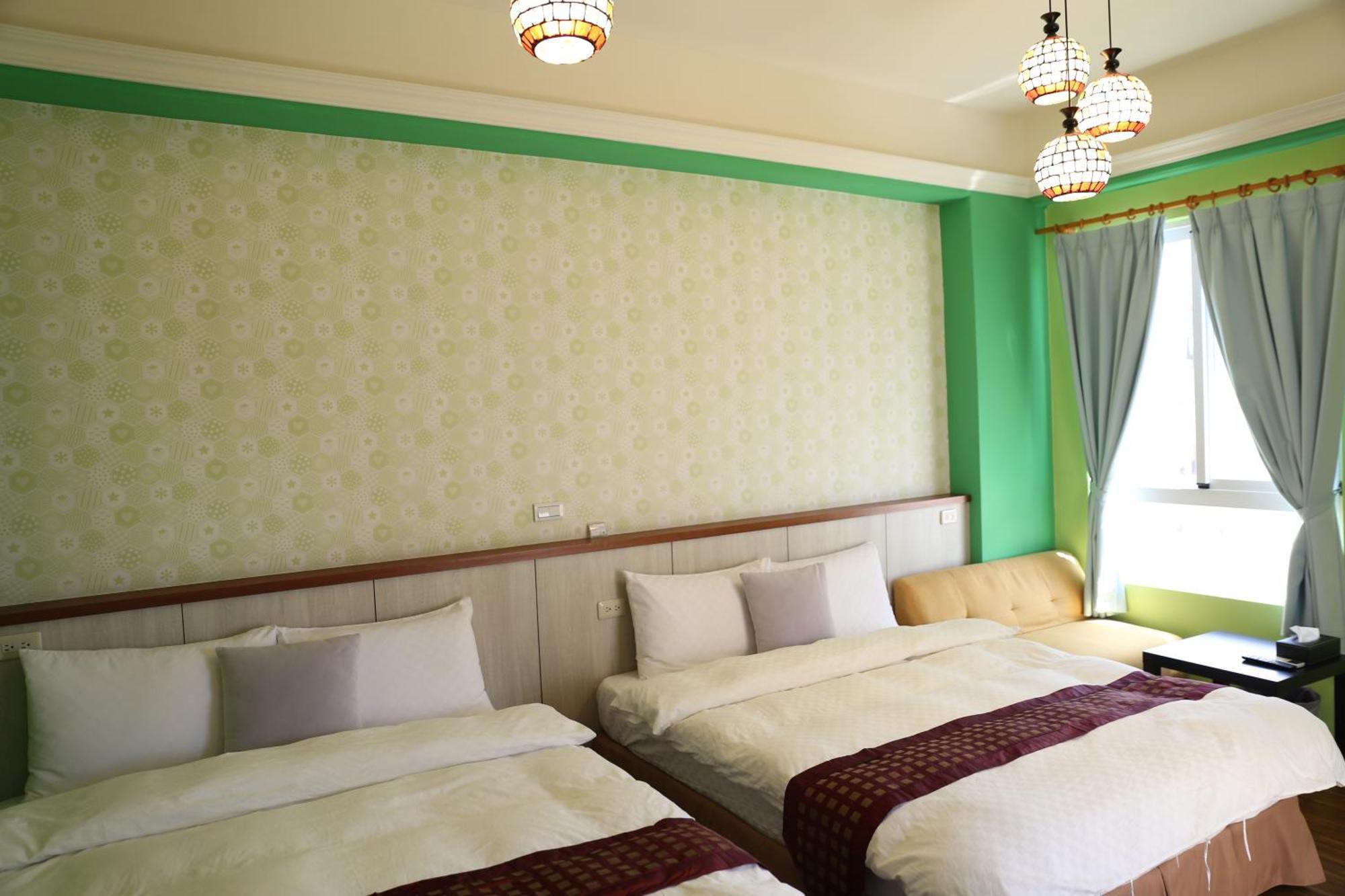 輕旅小站 Soft Travel Hostel Taitung Exterior photo