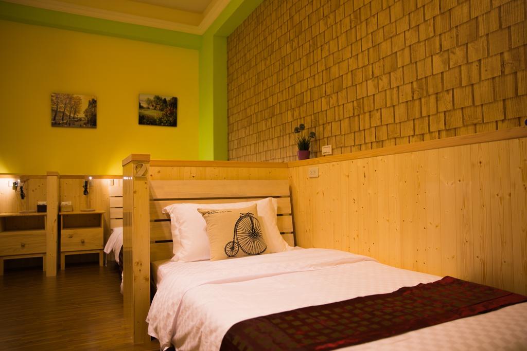 輕旅小站 Soft Travel Hostel Taitung Exterior photo