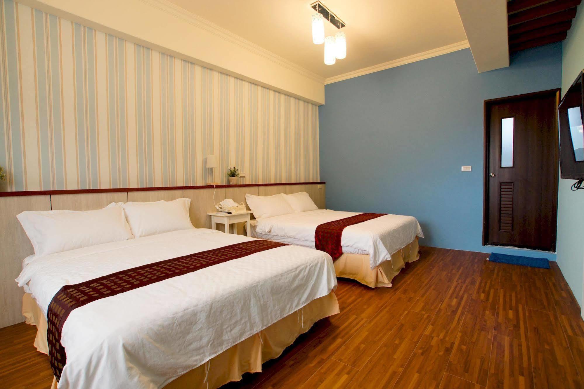 輕旅小站 Soft Travel Hostel Taitung Exterior photo
